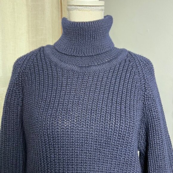 NWT Aran Sweater Market 100% Wool Turtleneck Chunky‎ Knit Navy Blue Size Medium - Picture 4 of 12